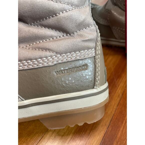 Sorel Tofino II women’s size 6 waterproof winter boots tan faux fur lining - Picture 3 of 8